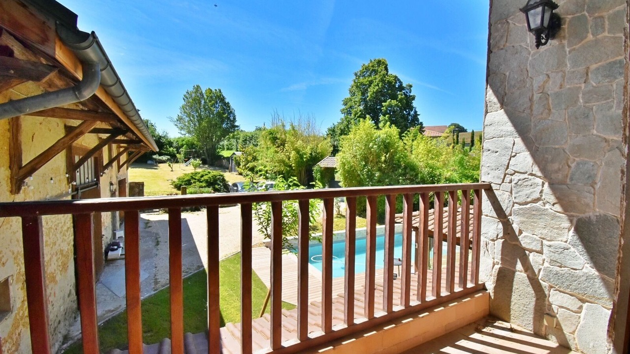 Photo of Outdoor in Tramole