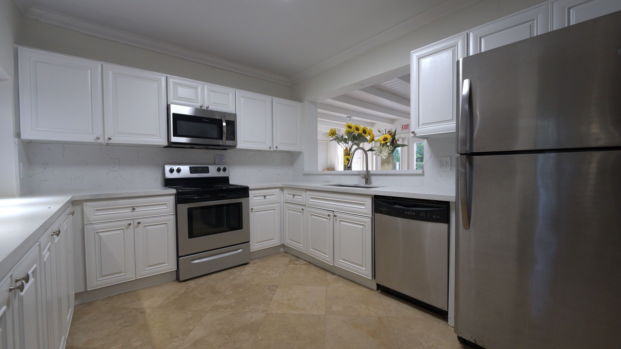 Photo of Kitchen in Biscayne Park