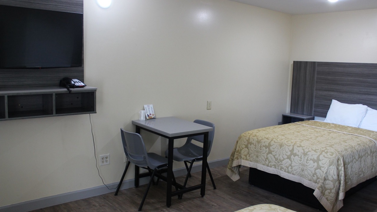 Photo of Bedroom in Canton