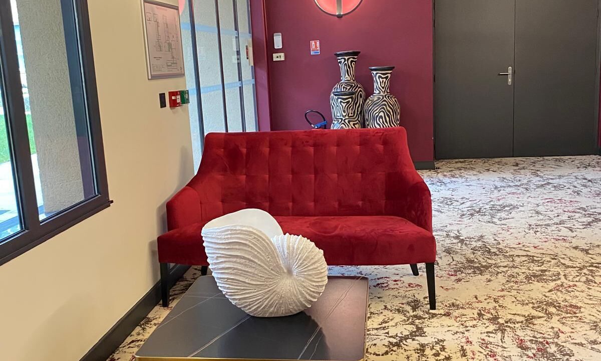 Photo of Others in Arthon