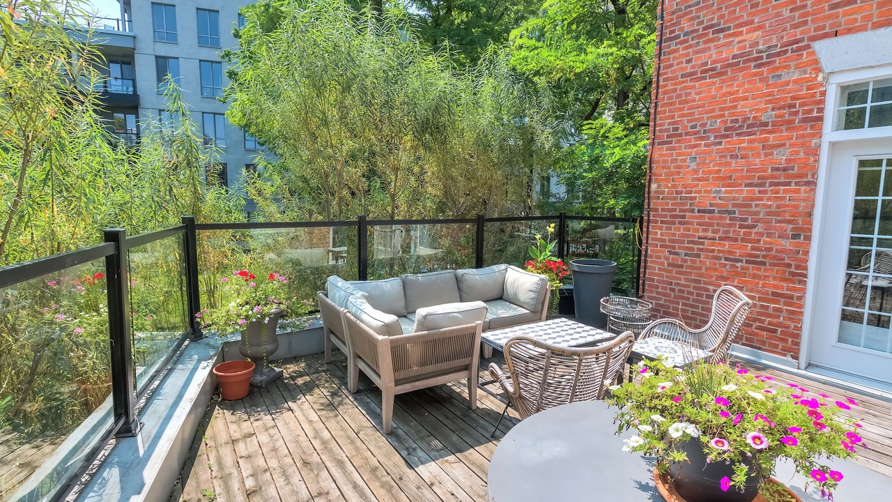 Photo of Patio Balcony in Quartier des Spectacles
