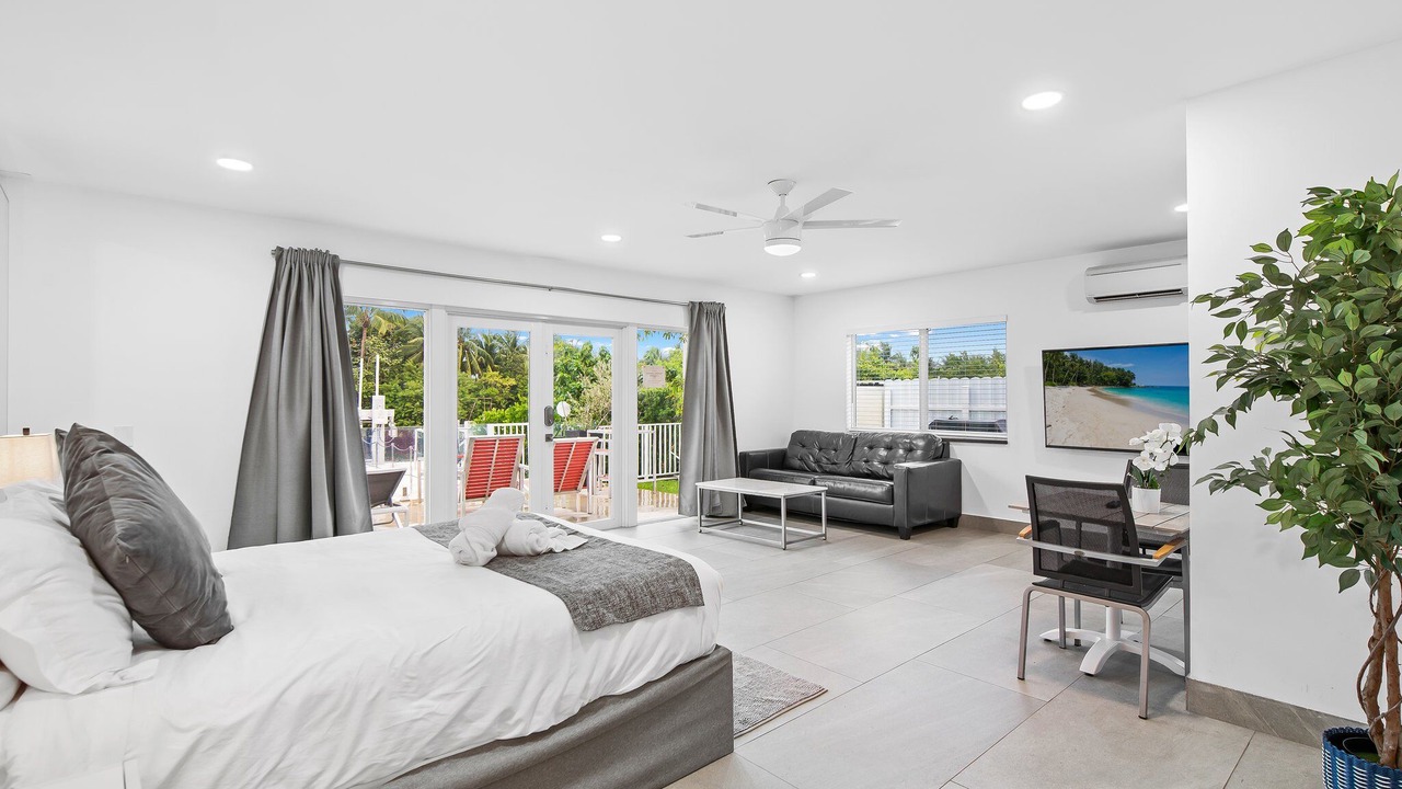 Photo of Others in Deerfield Beach