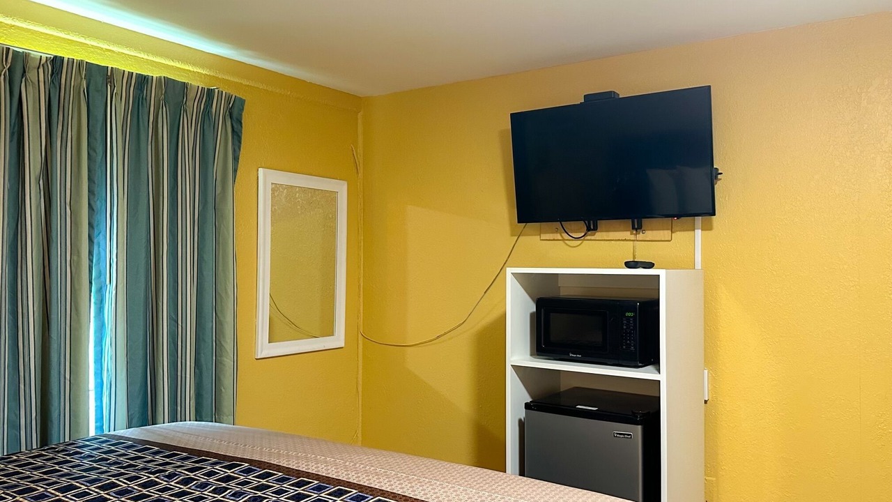 Photo of Bedroom in Diplomat