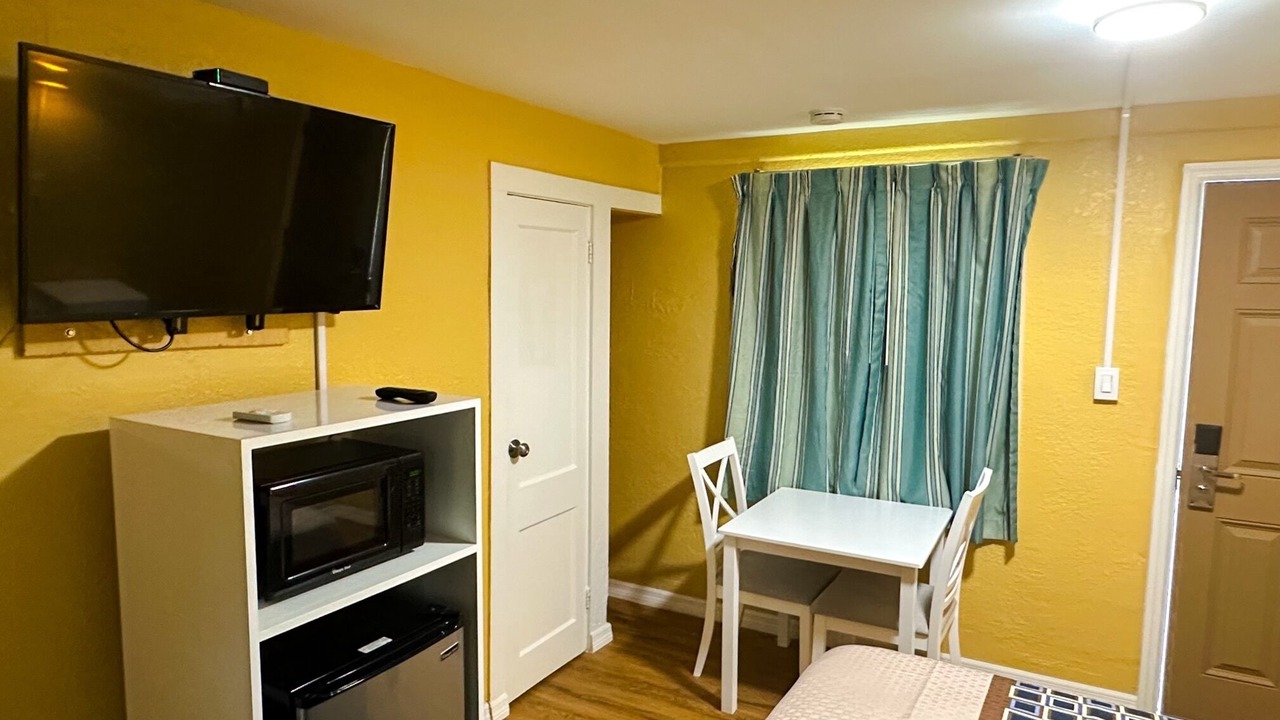 Photo of Bedroom in Diplomat