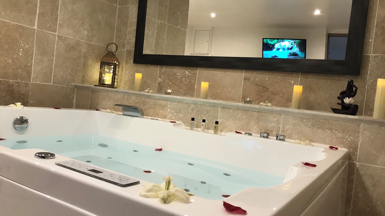 Photo of Others in Massoins