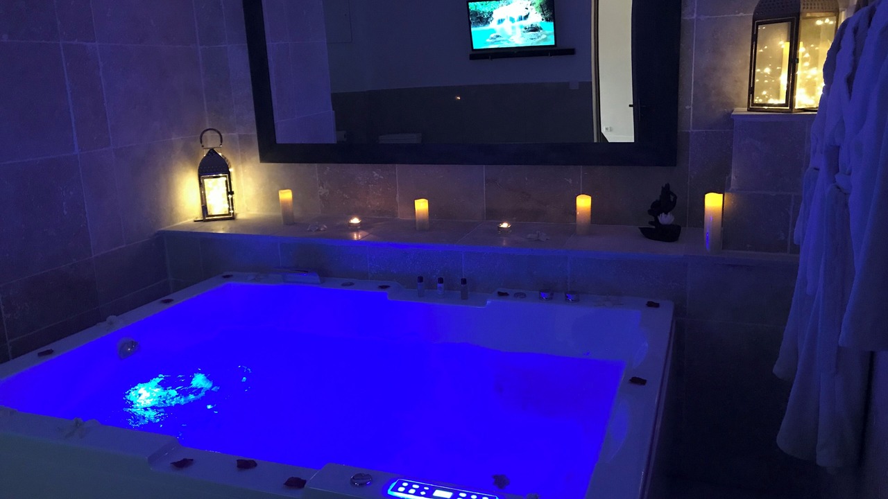 Photo of Others in Massoins