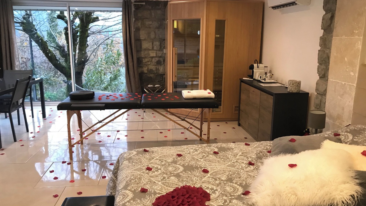 Photo of Others in Massoins