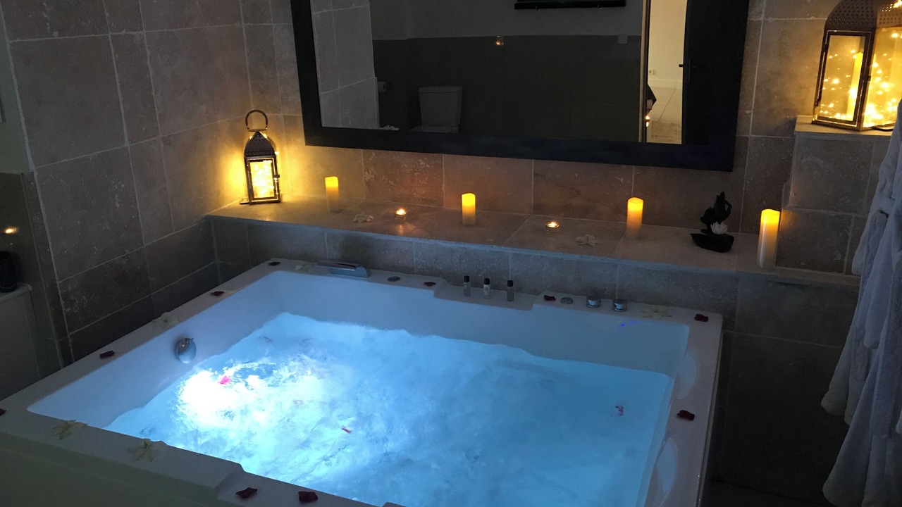 Photo of Others in Massoins