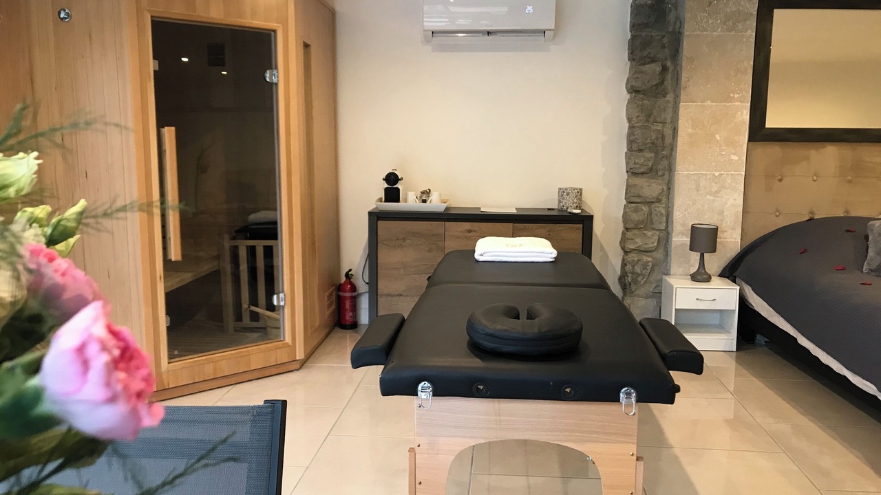 Photo of Others in Massoins