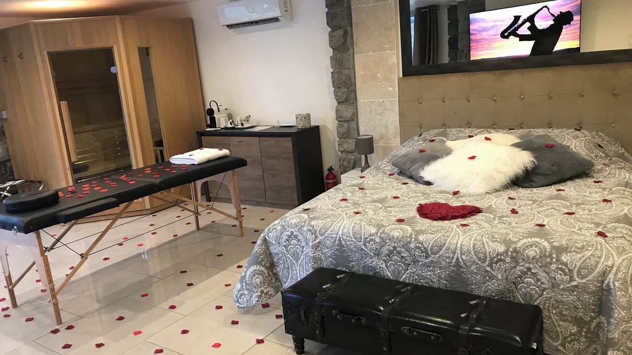 Photo of Others in Massoins