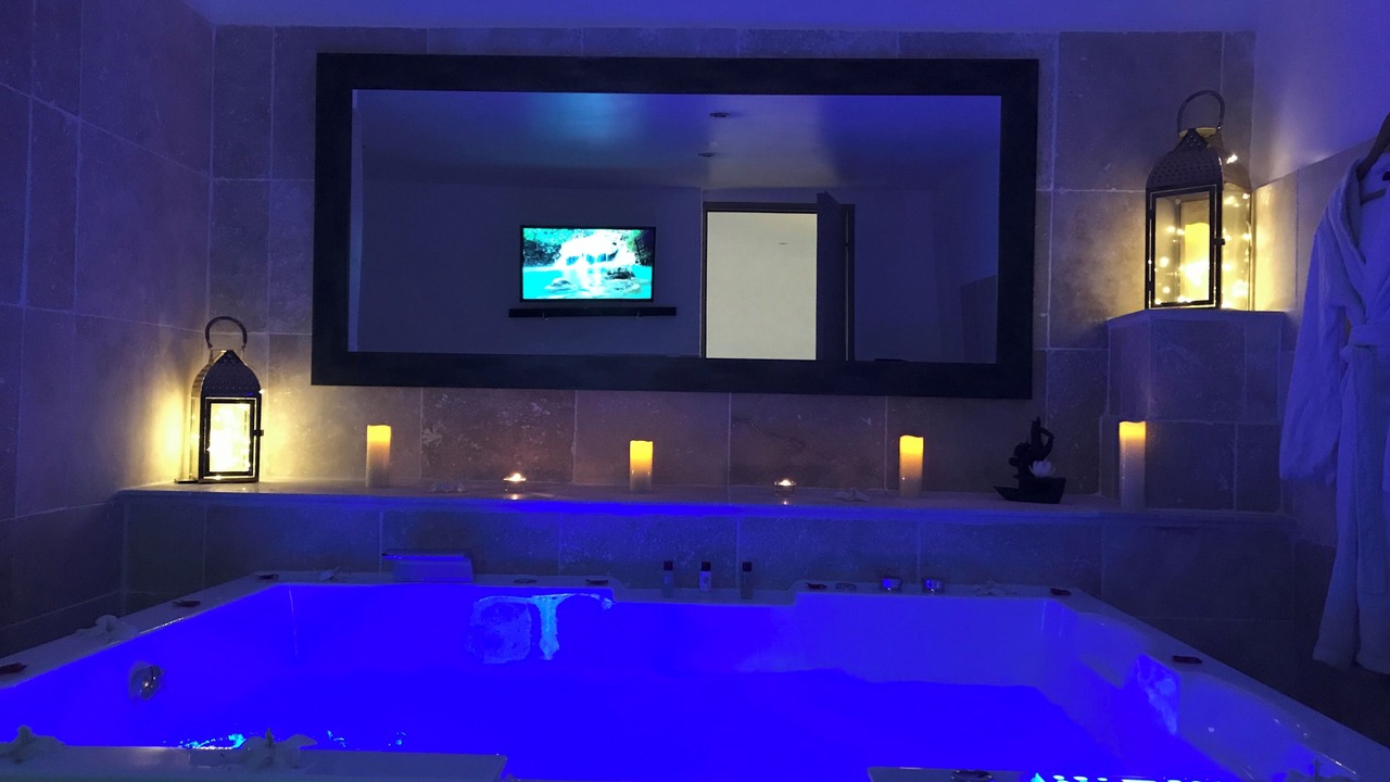 Photo of Others in Massoins