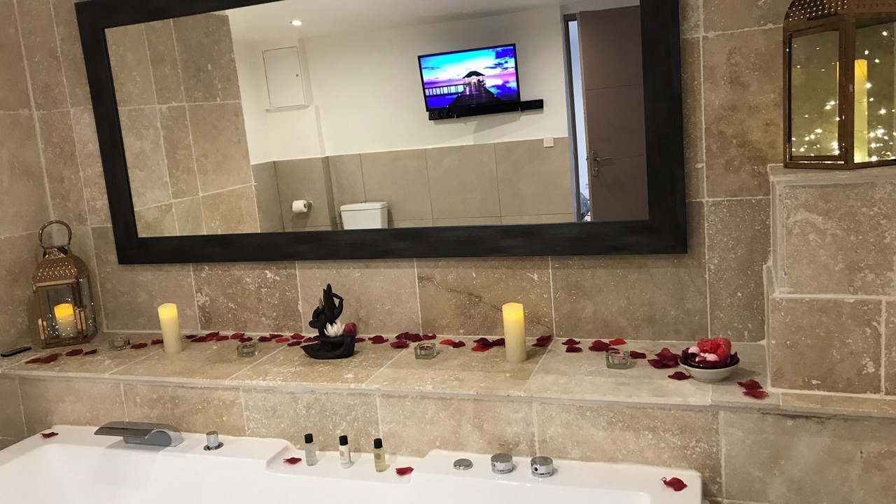 Photo of Others in Massoins