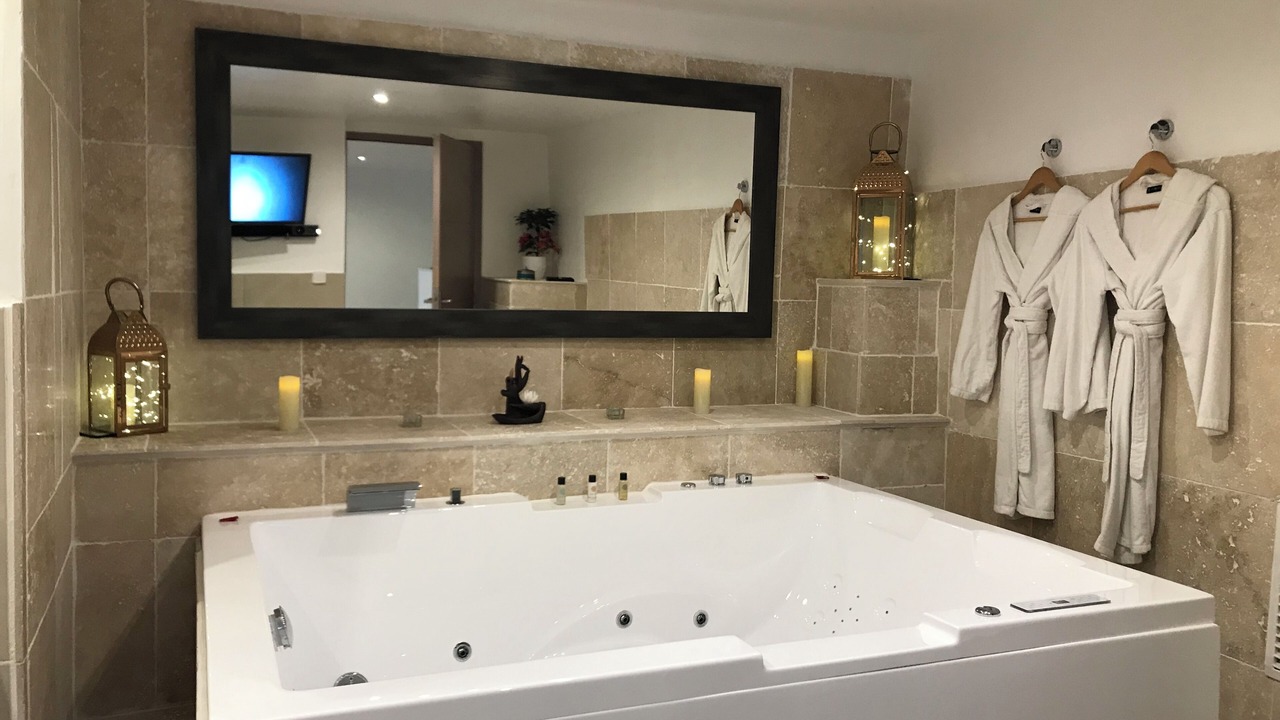 Photo of Others in Massoins