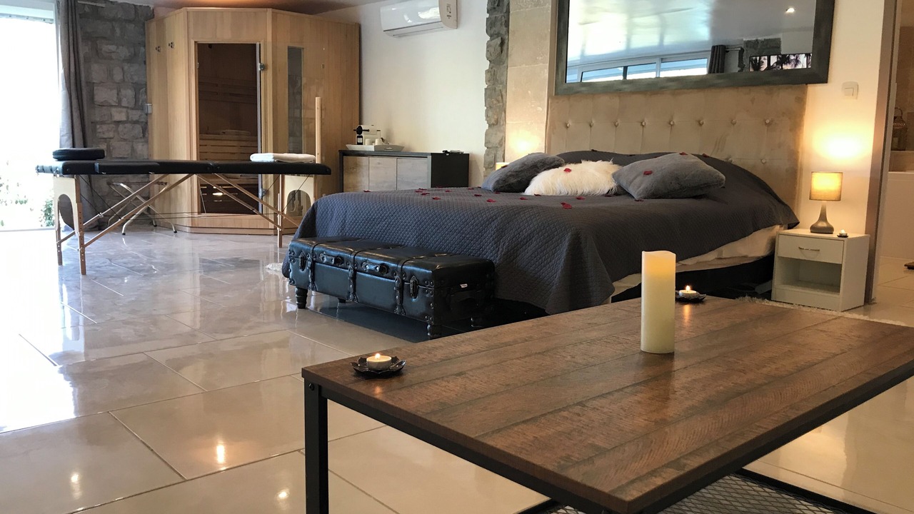 Photo of Others in Massoins