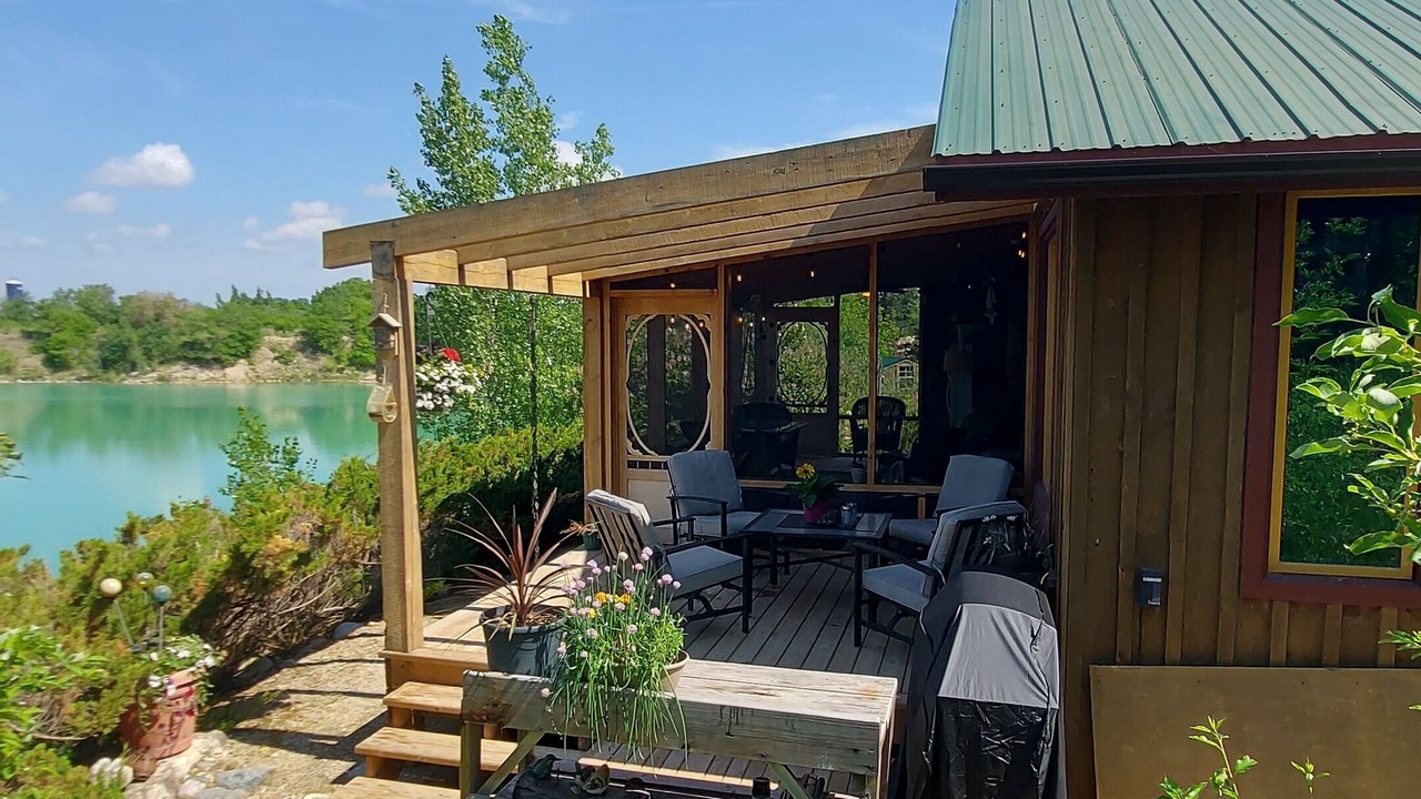 Photo of Patio Balcony in New Bothwell