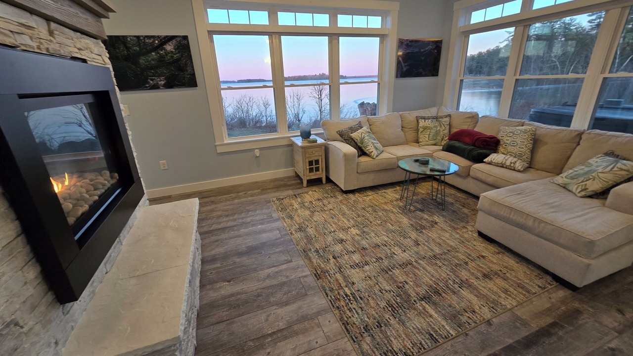 Photo of Livingroom in Orono