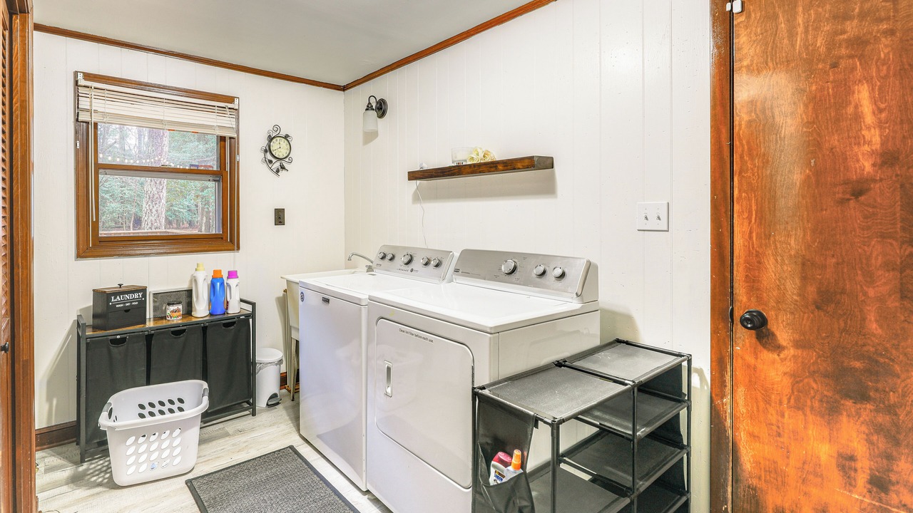 Photo of Others in Allen