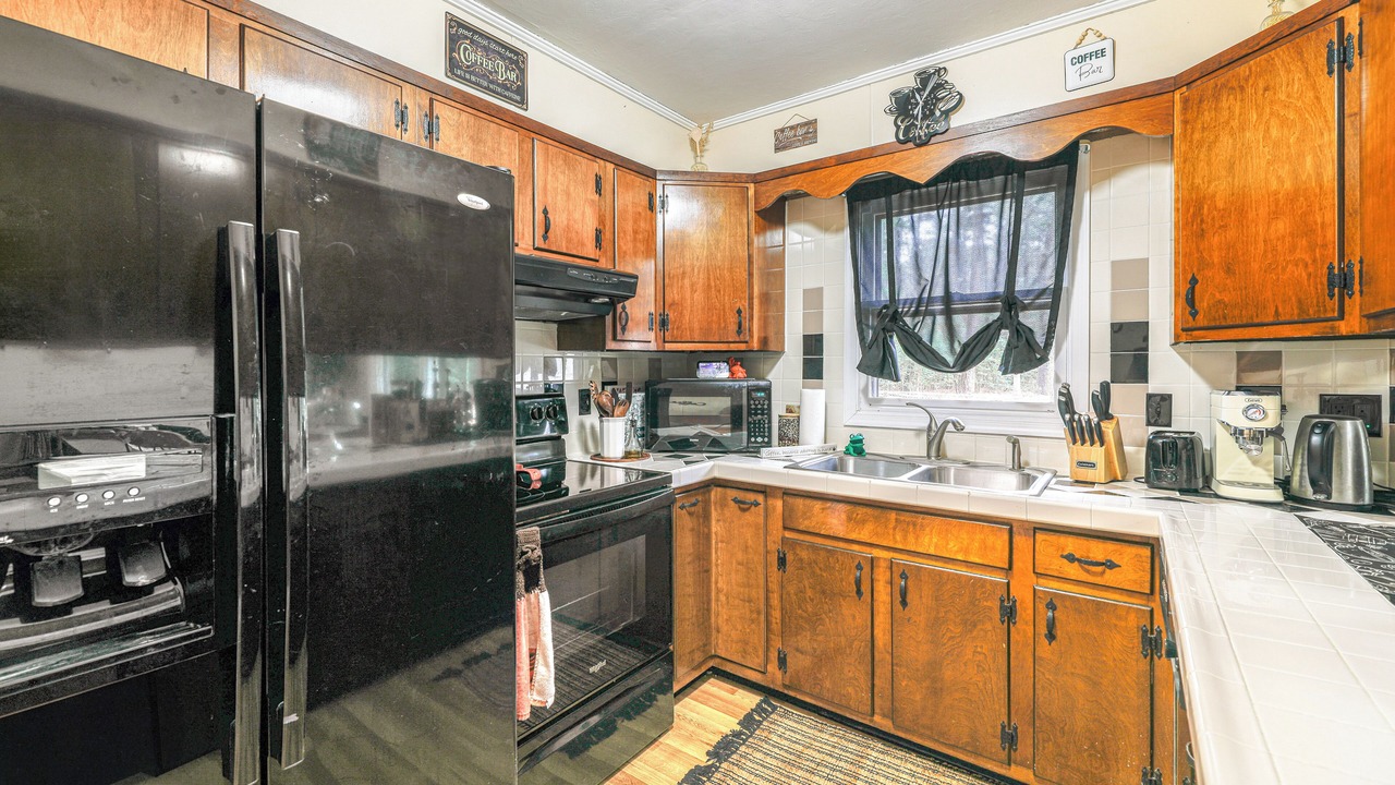 Photo of Others in Allen