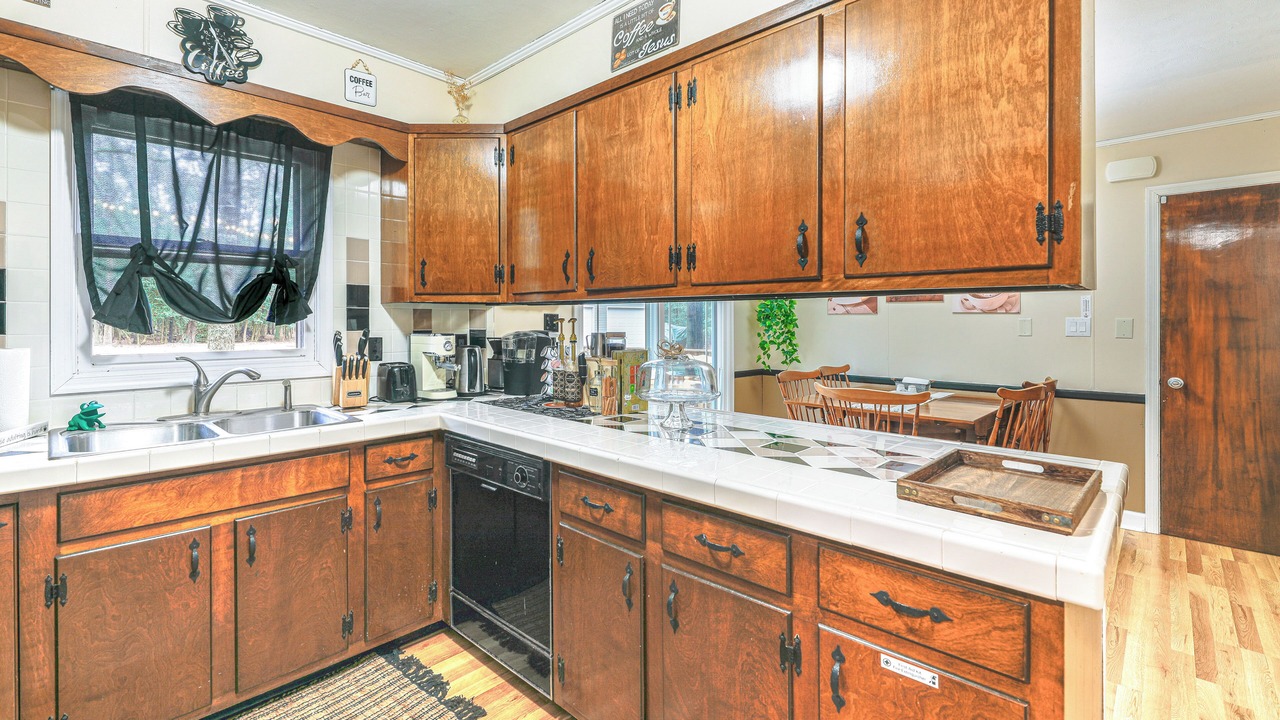 Photo of Others in Allen