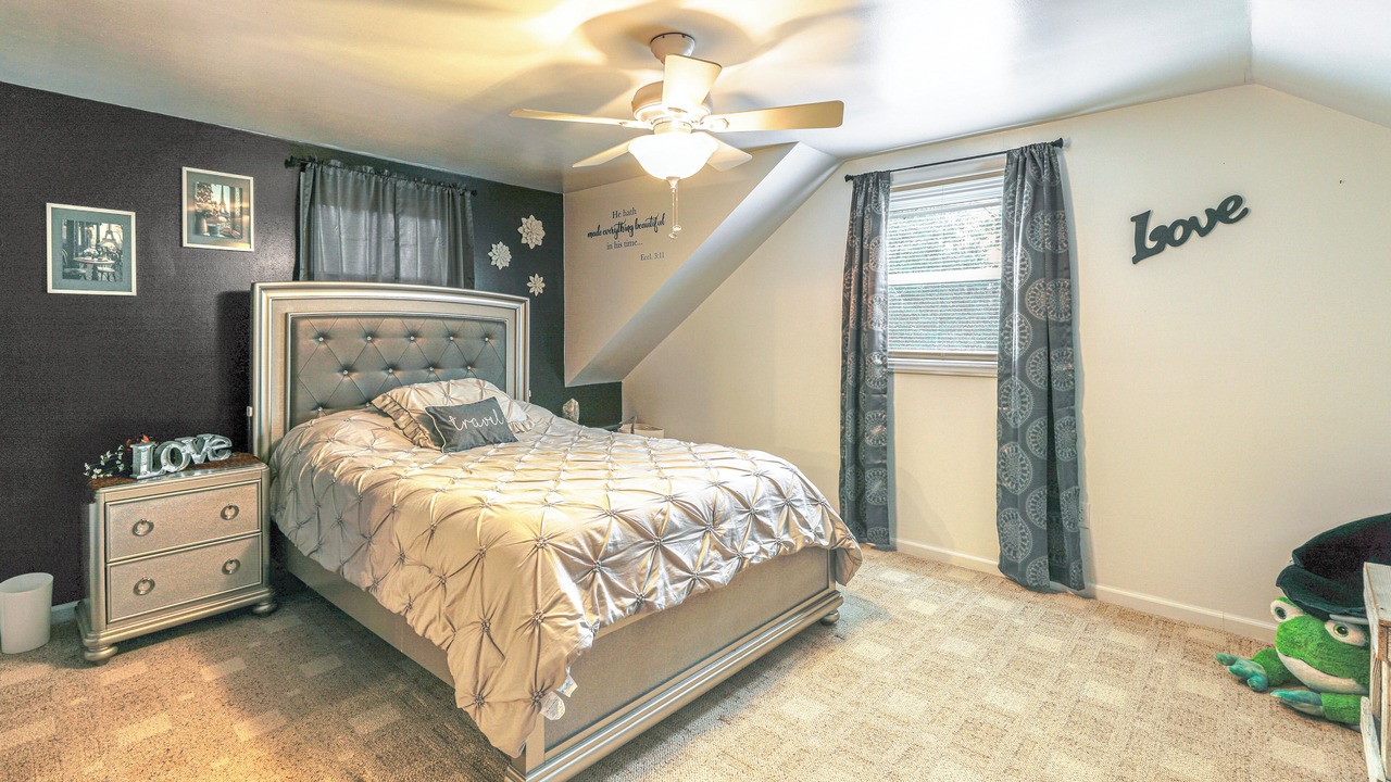 Photo of Others in Allen