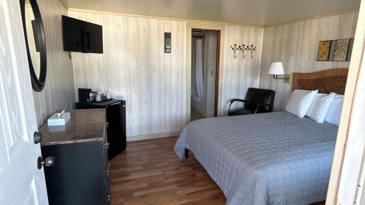 Photo of Bedroom in Silver Lake