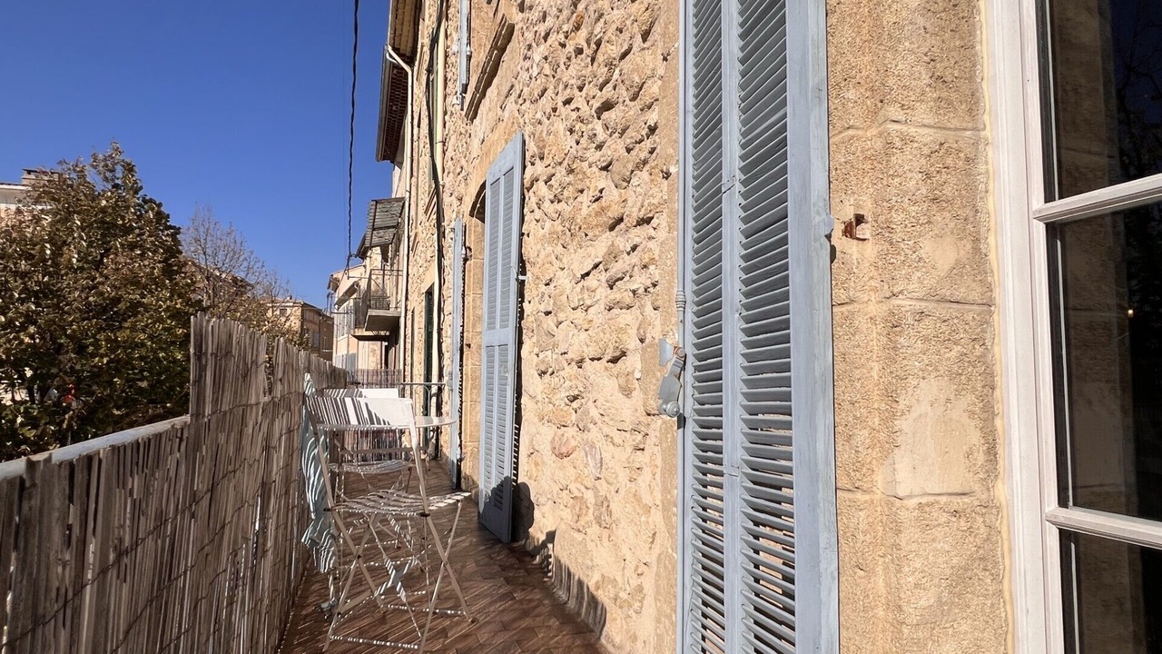 Photo of Patio Balcony in Lambesc