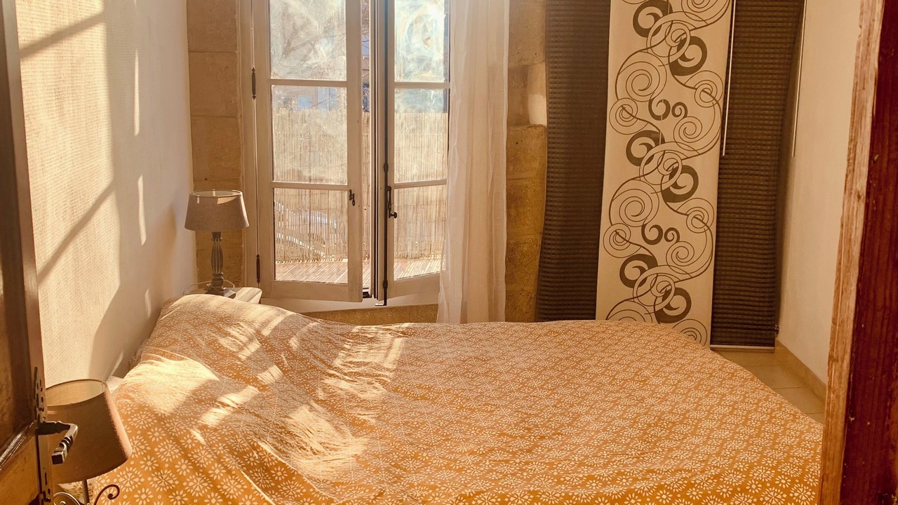 Photo of Bedroom in Lambesc