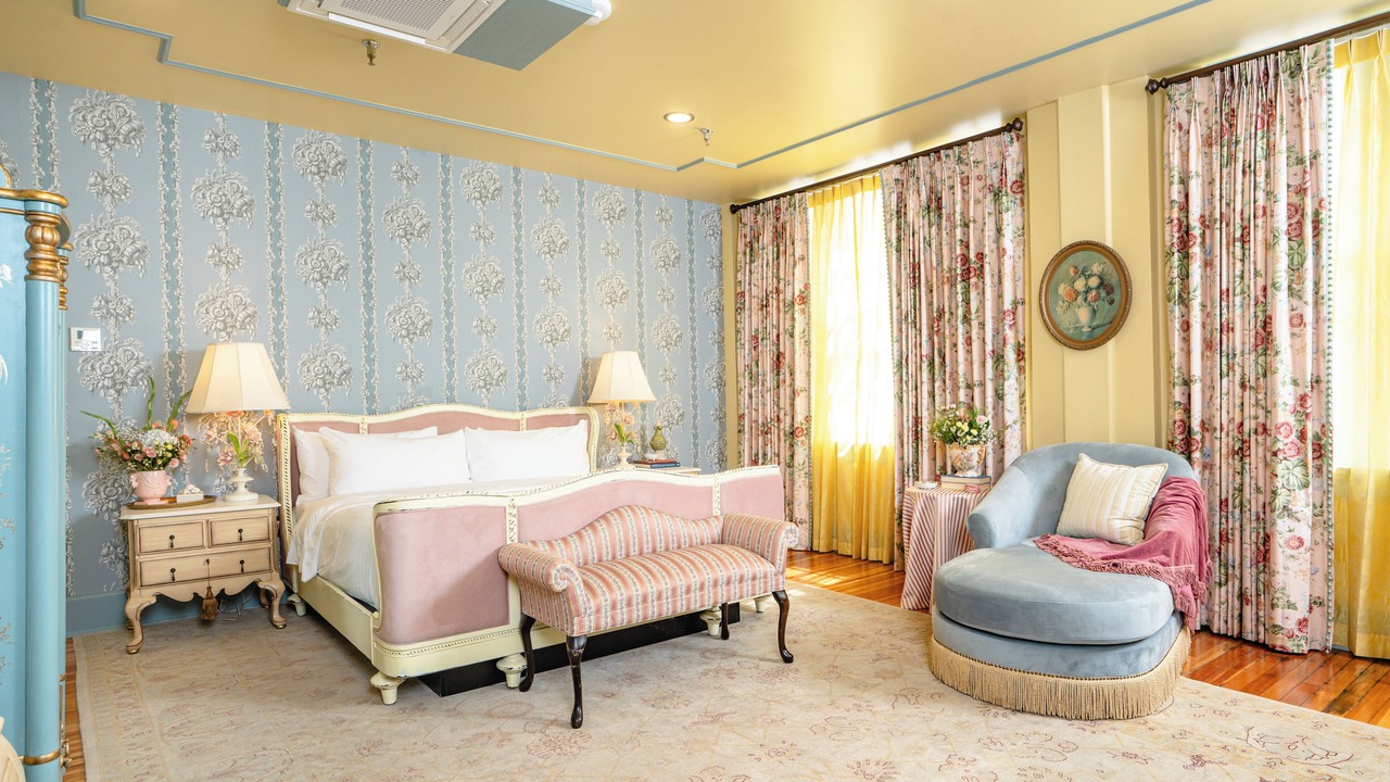 Photo of Others in Versailles