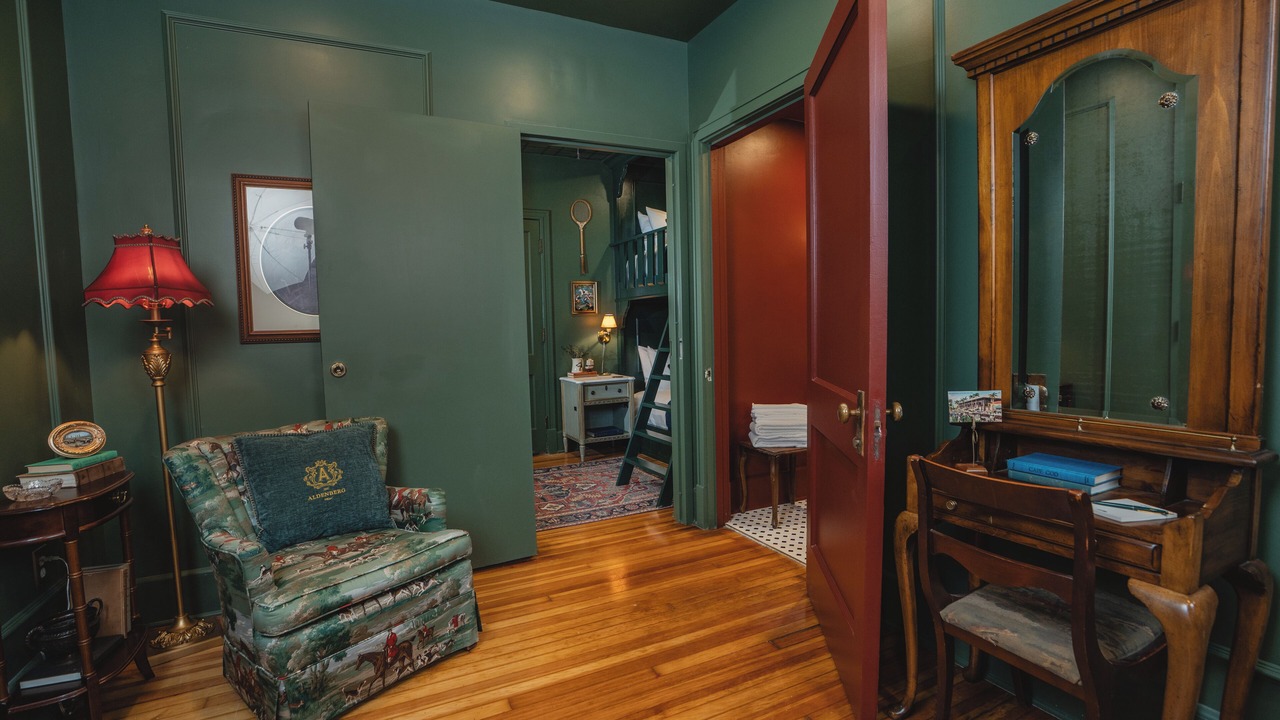 Photo of Bedroom in Versailles