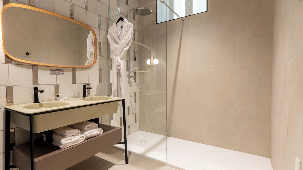 Photo of Bathroom in Angouleme