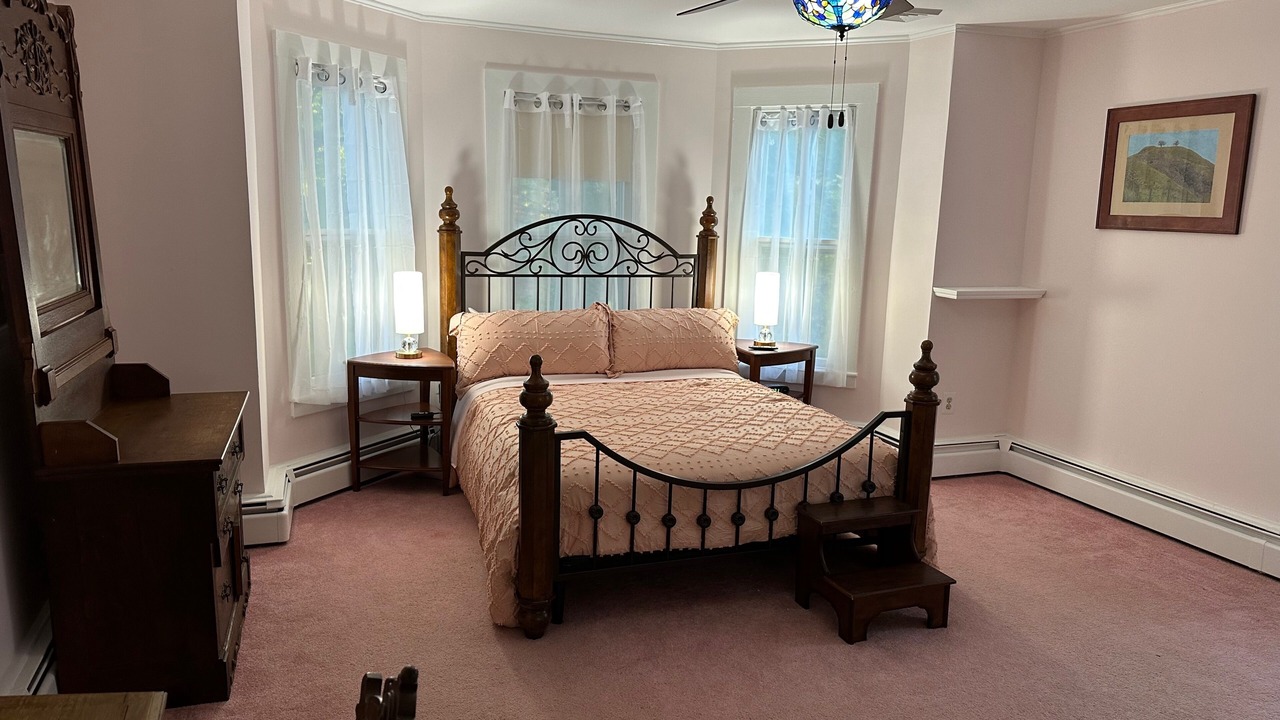 Photo of Bedroom in Gaithersburg