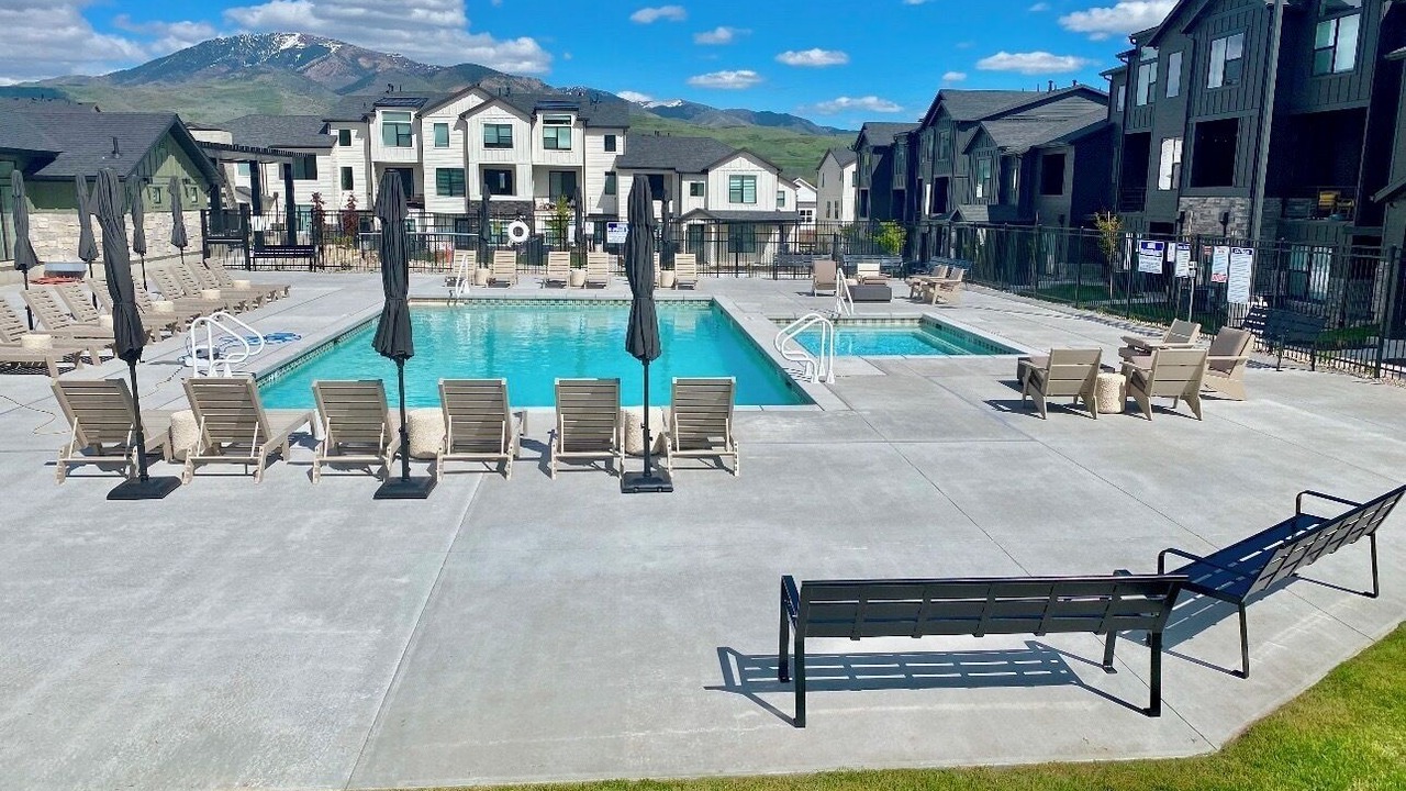 Photo of Outdoor in Mountain Green