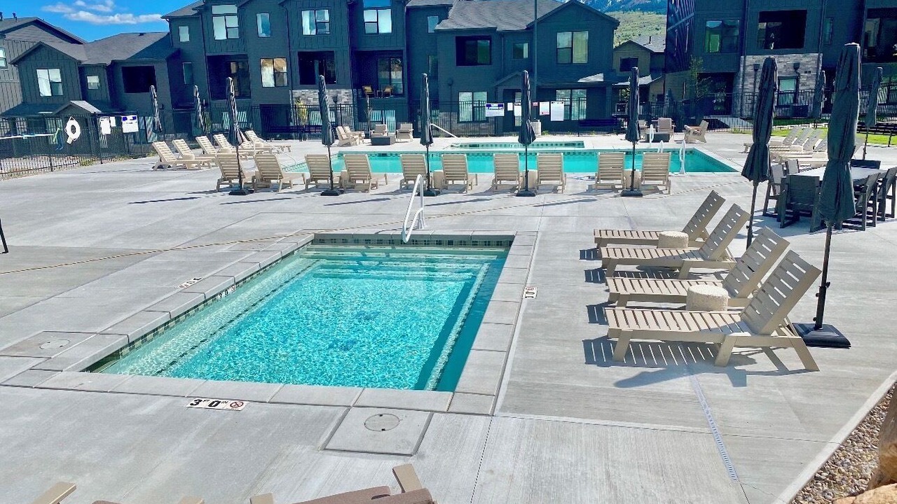 Photo of Outdoor in Mountain Green