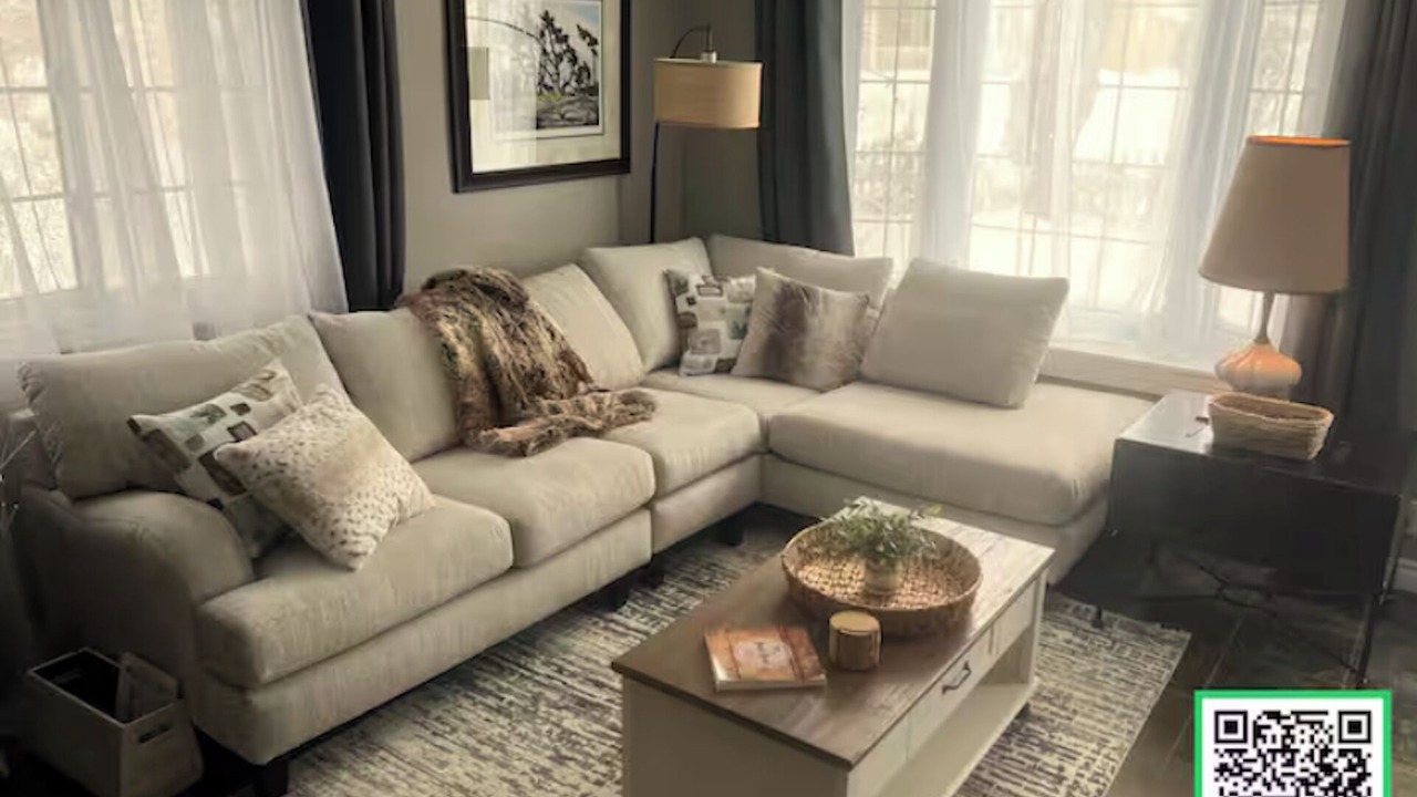 Photo of Livingroom in Walkerton