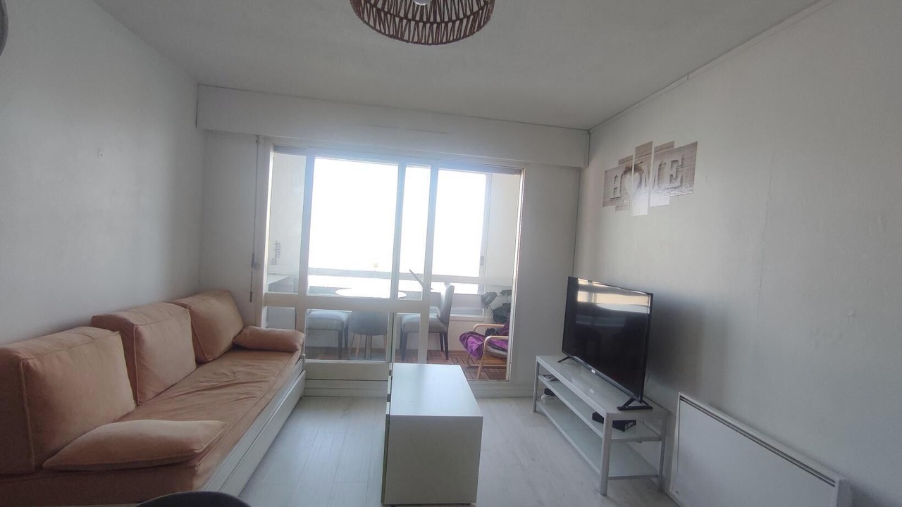 Photo of Livingroom in Graye-sur-Mer