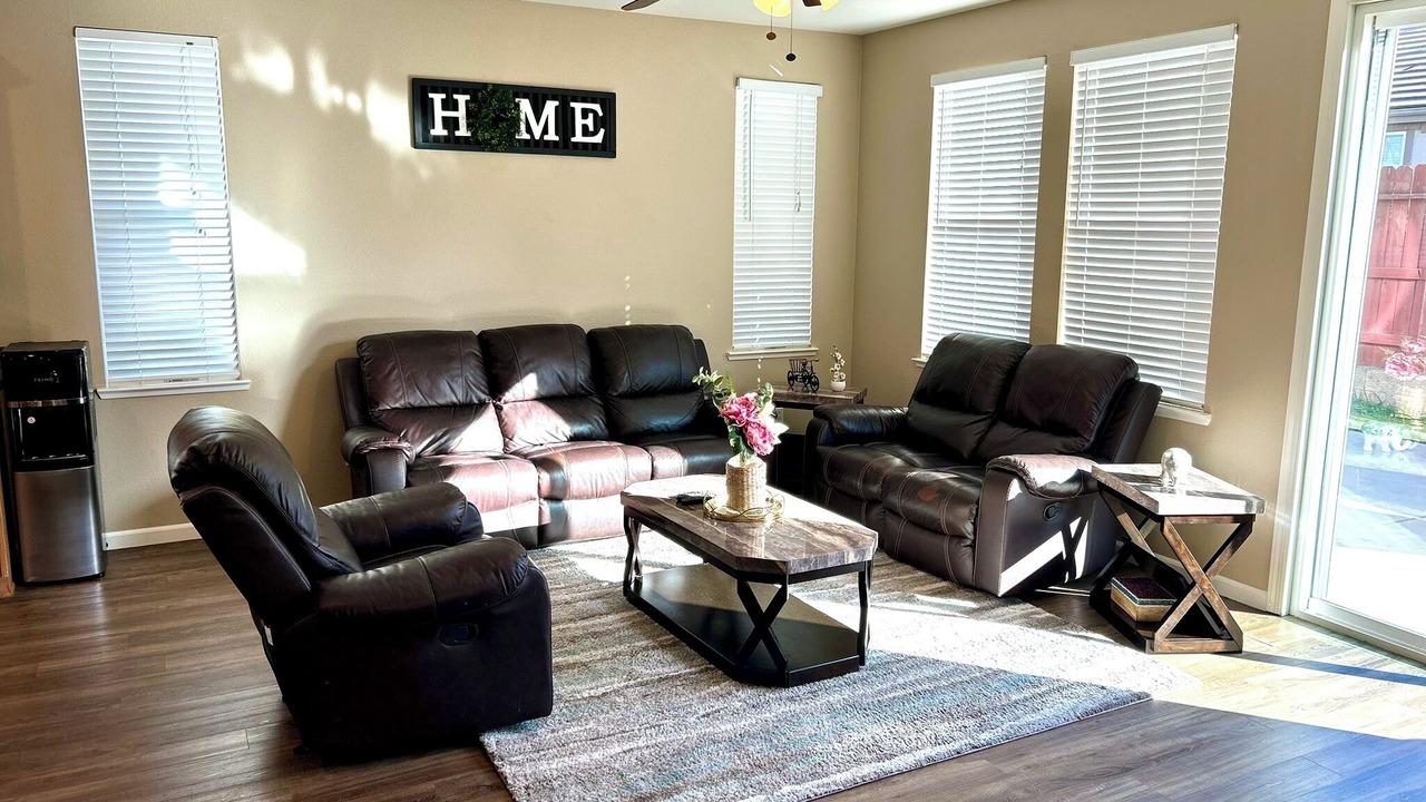 Photo of Livingroom in Patterson