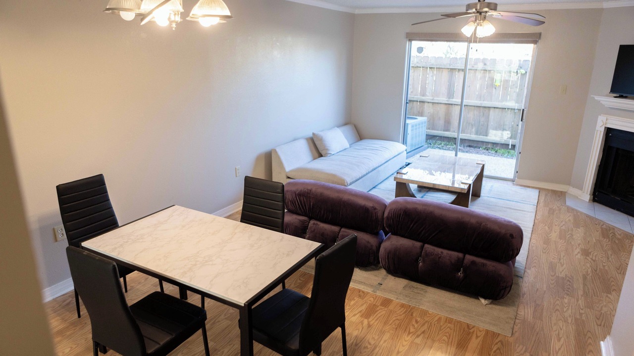 Photo of Livingroom in Gonzales