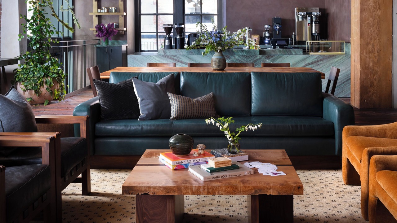 Photo of Others in Pioneer Square