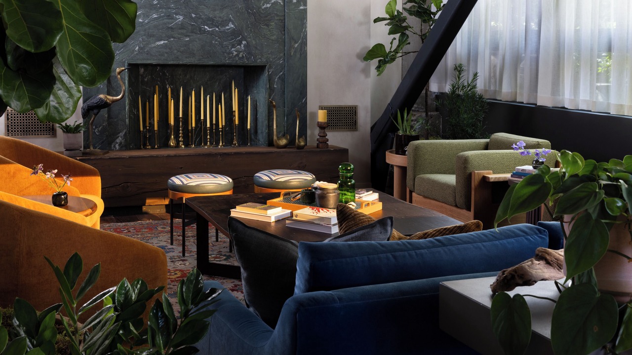 Photo of Others in Pioneer Square