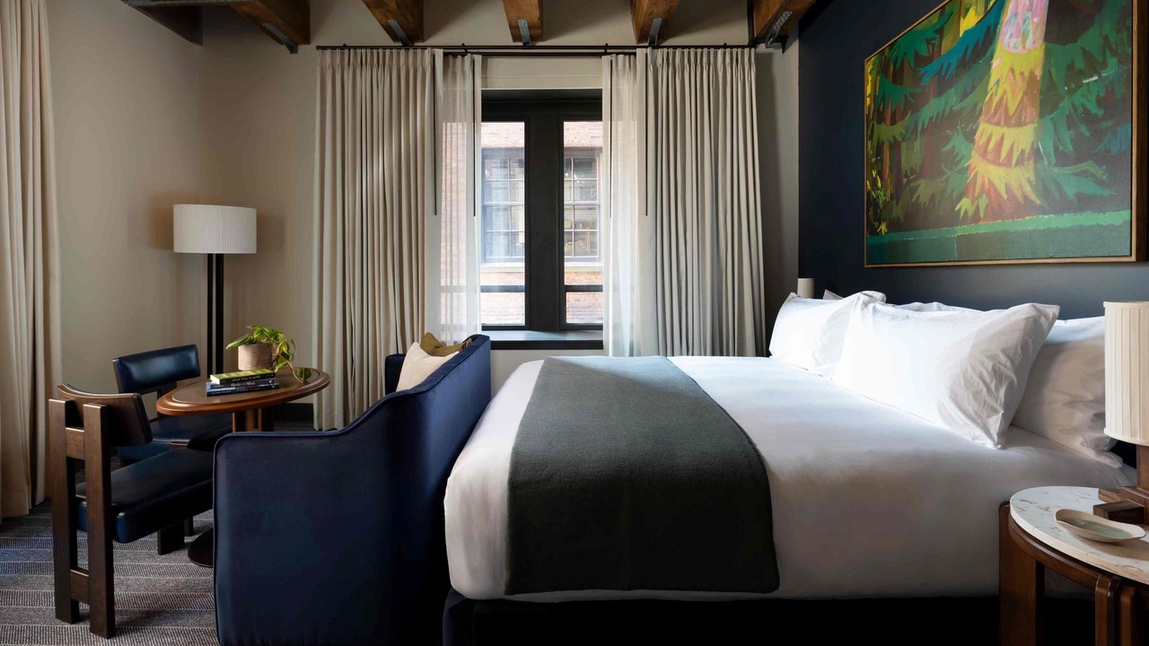 Photo of Others in Pioneer Square