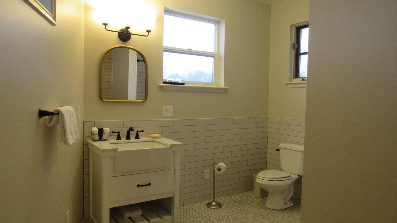 Photo of Bathroom in Logan