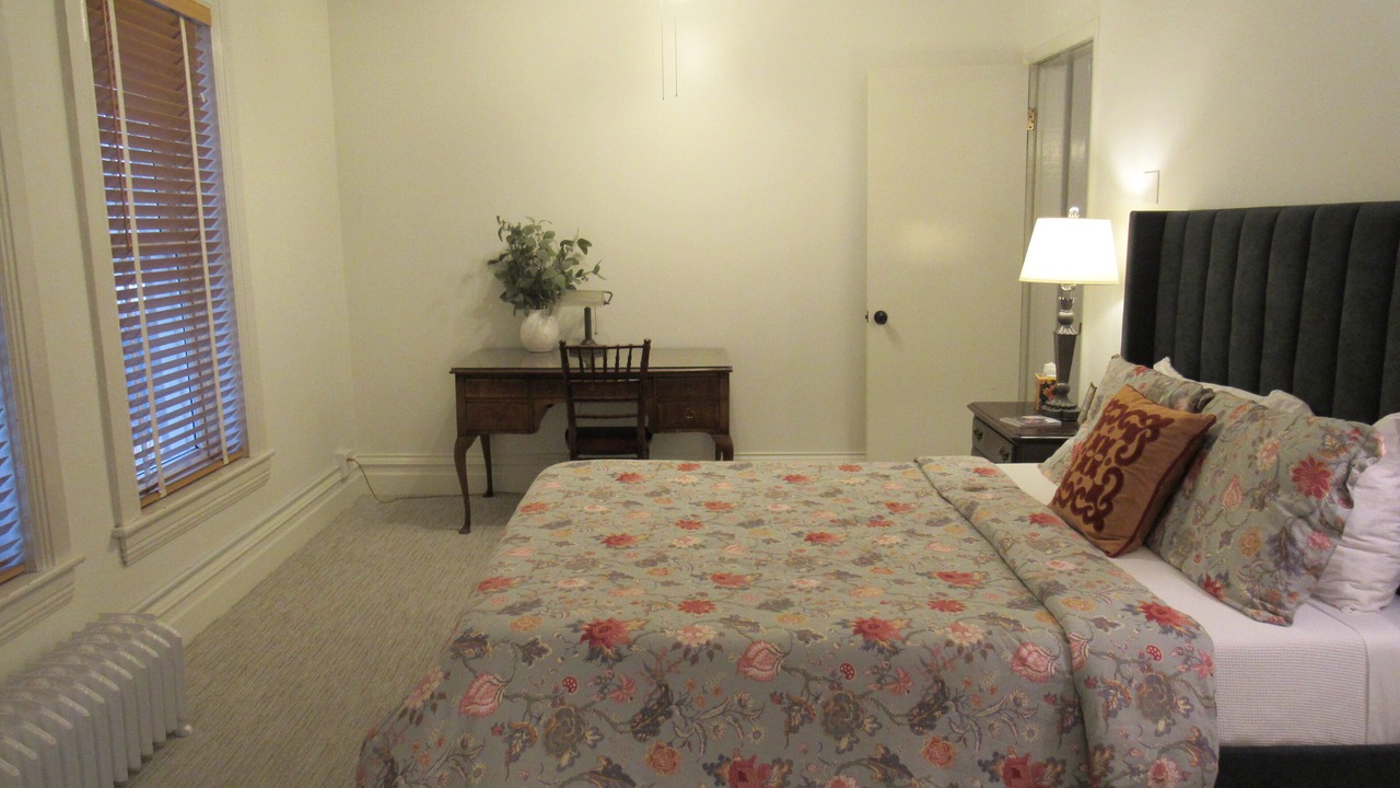 Photo of Bedroom in Logan