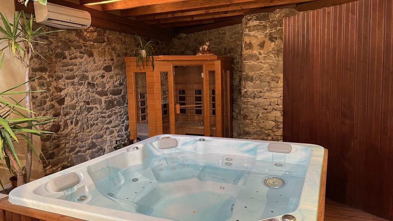 Photo of Others in Parthenay