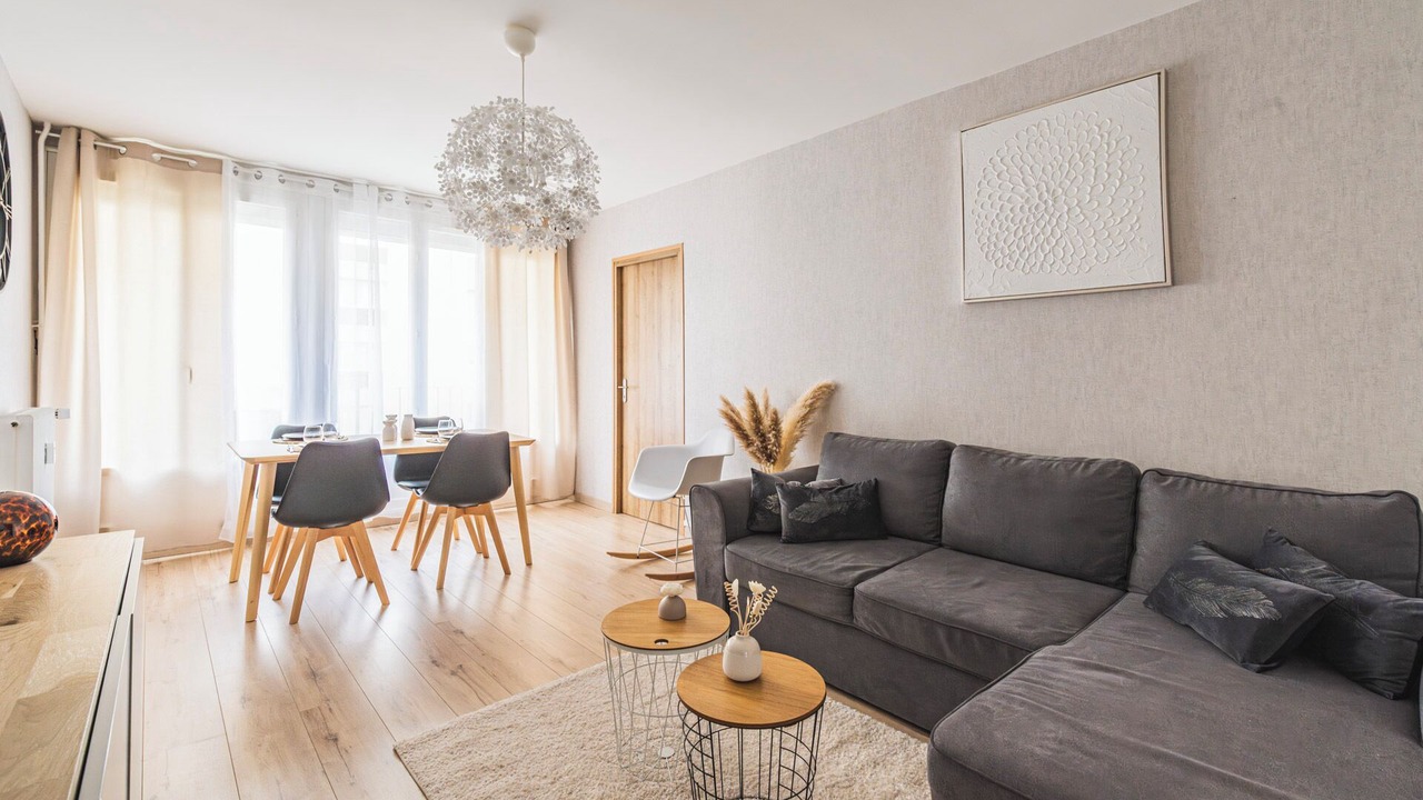 Photo of Others in Coutures