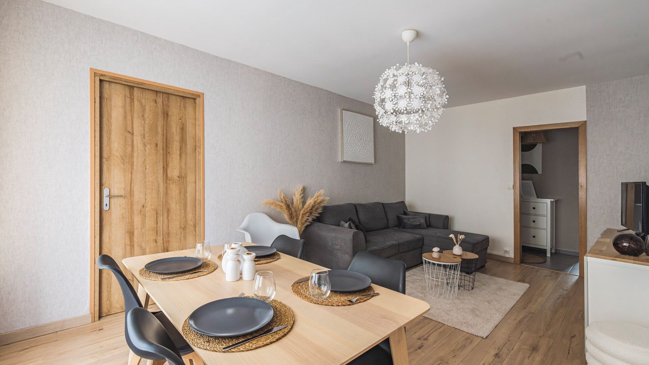 Photo of Others in Coutures