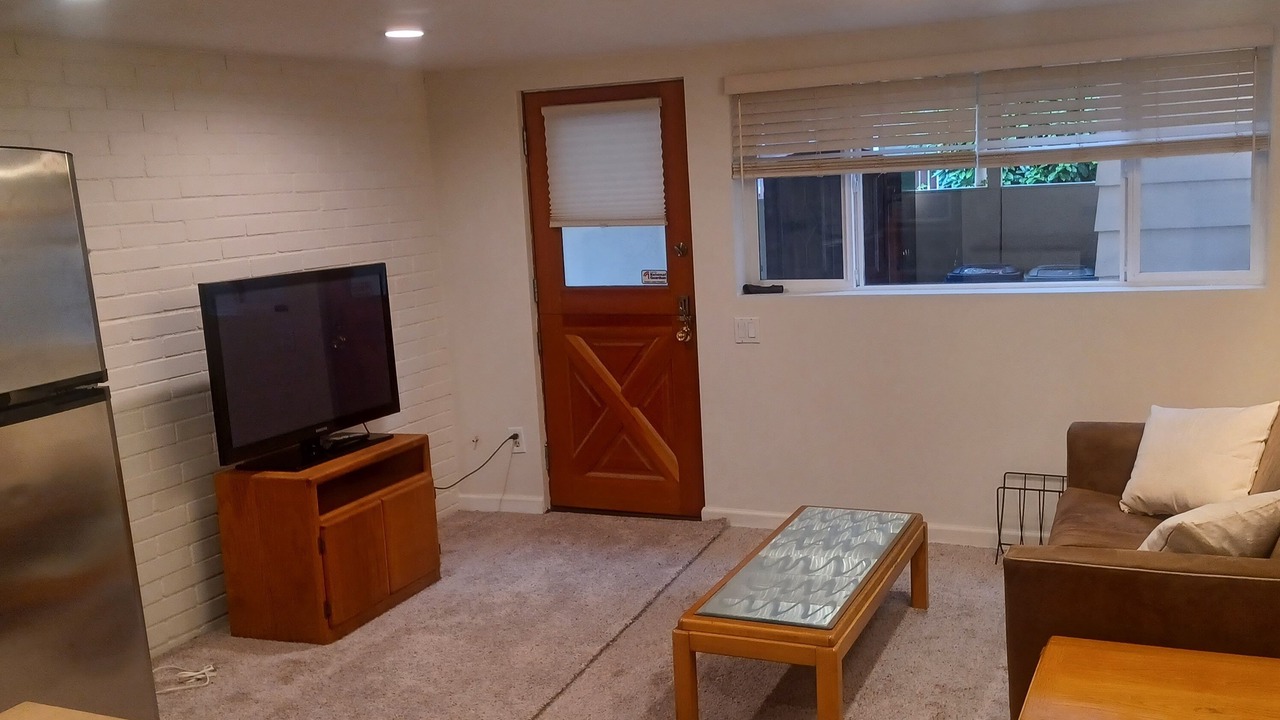 Photo of Livingroom in Lake Hills