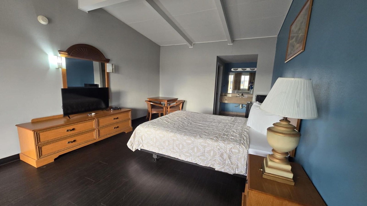 Photo of Bedroom in Nacogdoches