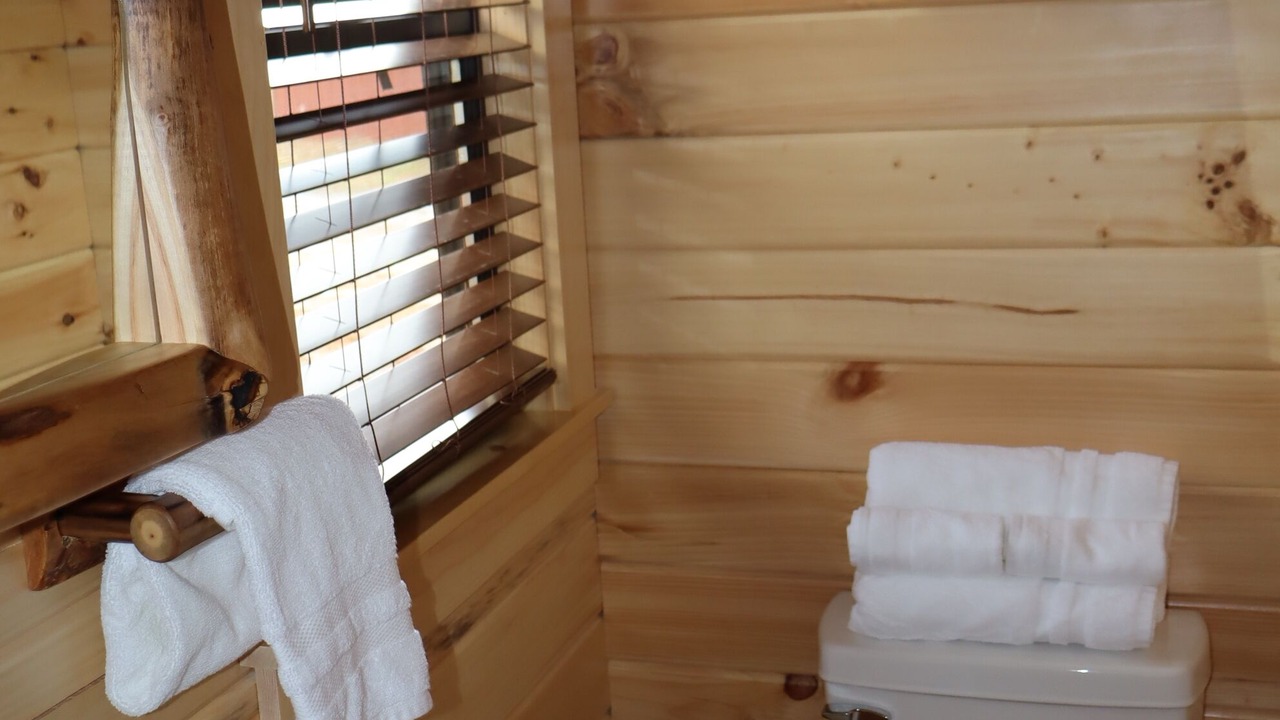 Photo of Bathroom in Centre