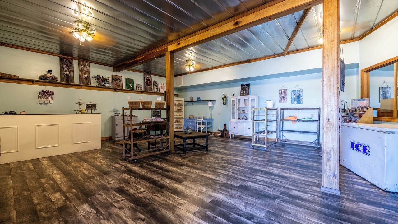 Photo of Others in Centre