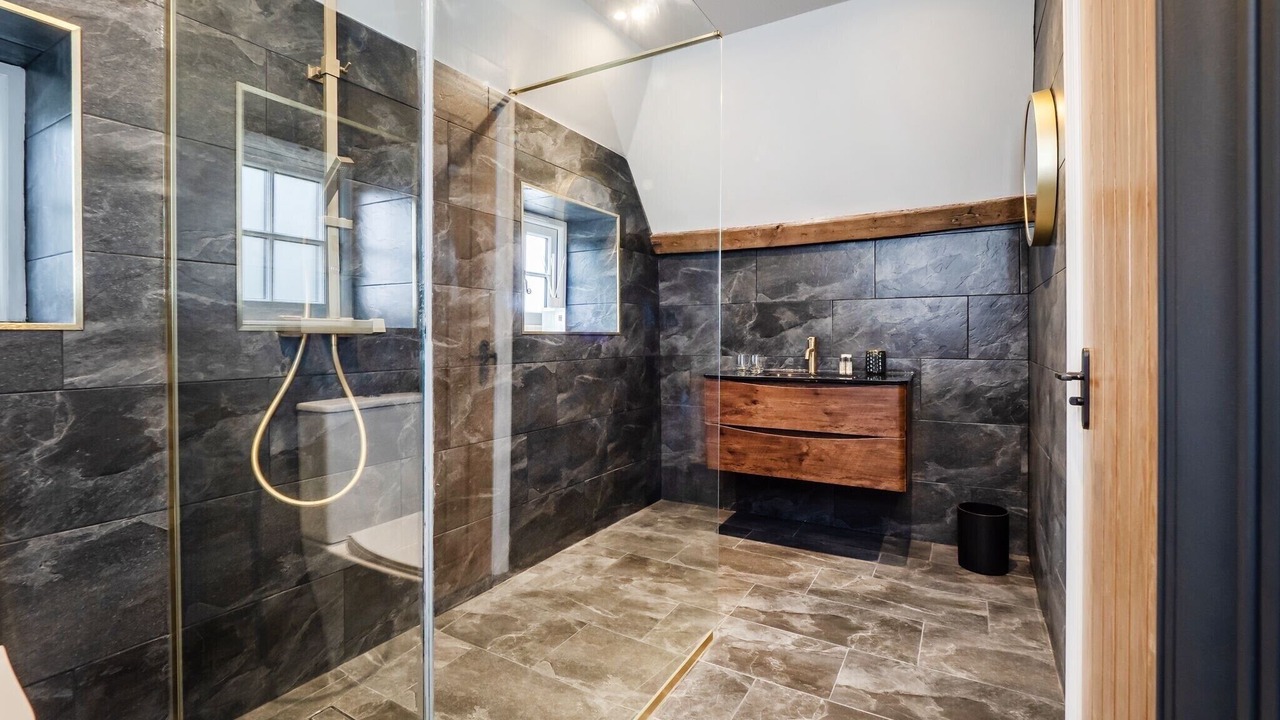 Photo of Bathroom in Salhouse